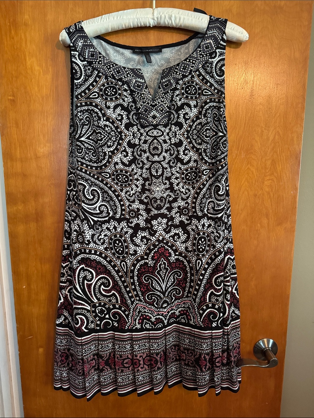 White House Black Market XL Sleeveless Pleated Dress Pink Black Bling